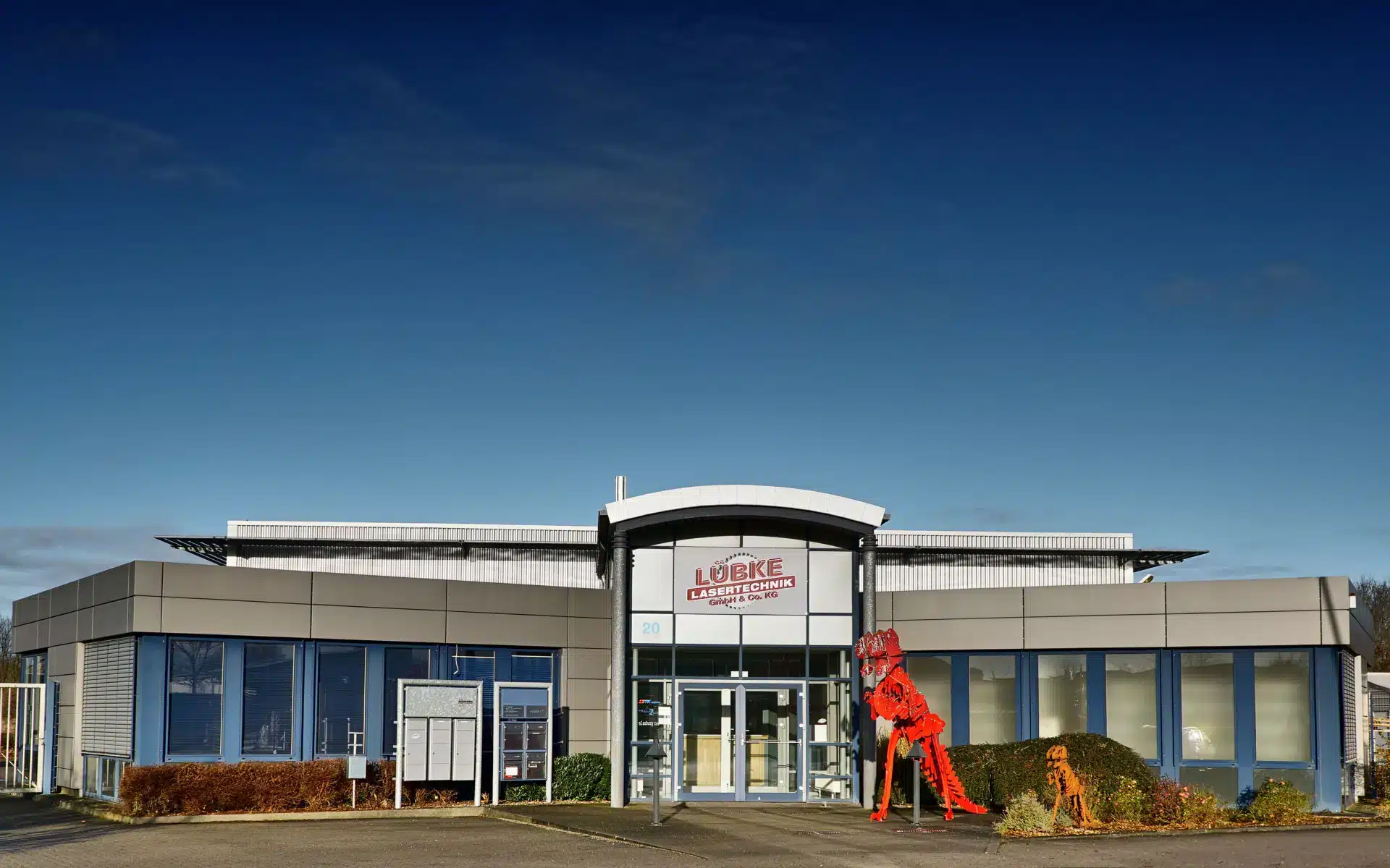 KO-MET Metalltechnik Firmen Historie 10 Lübke Lasertechnik - Laserstrahltechnik - Wasserstrahltechnik - Plasma- und Autogenschneiden - Blechbearbeitung