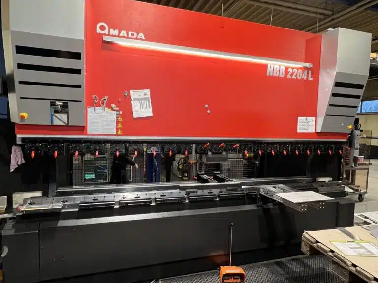 Ko-Met Metall Schneidetechnik - Abkanten 3 Blechbearbeitung CNC Abkantpresse HRB 2204L 011c